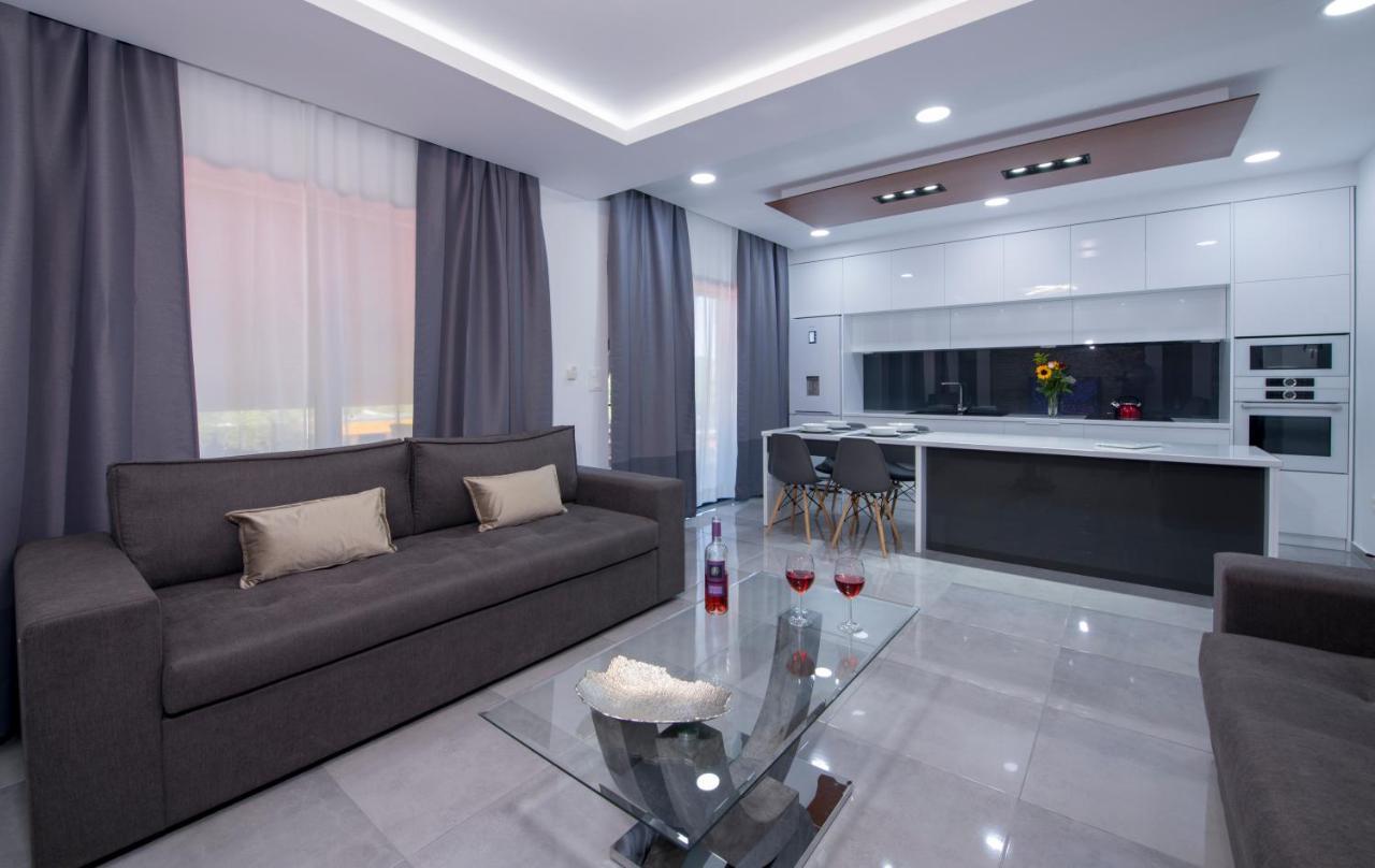 Twin'S Home Luxury Suites Alikianos ภายนอก รูปภาพ