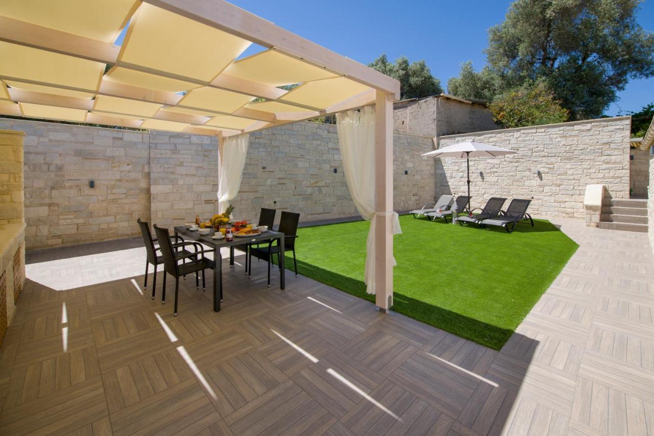 Twin'S Home Luxury Suites Alikianos ภายนอก รูปภาพ