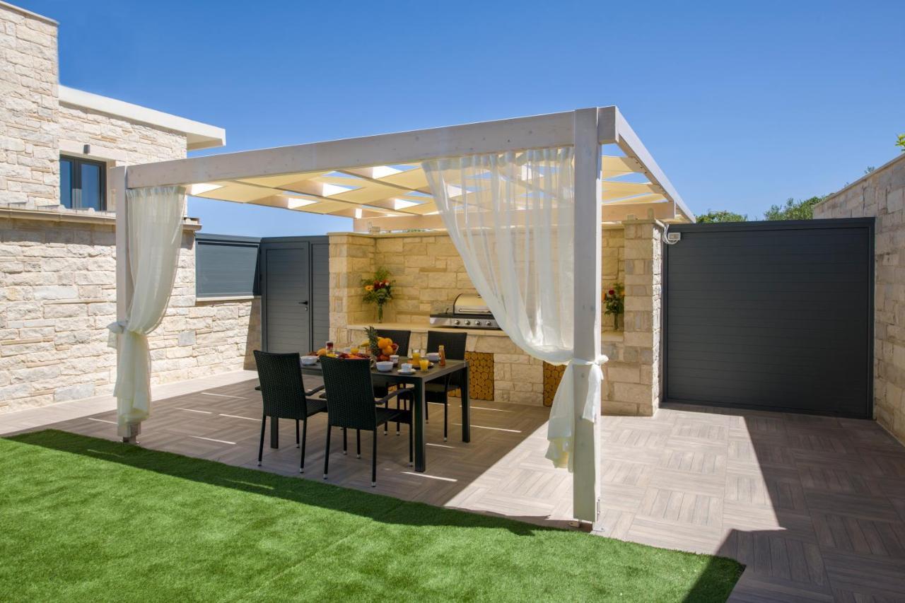 Twin'S Home Luxury Suites Alikianos ภายนอก รูปภาพ